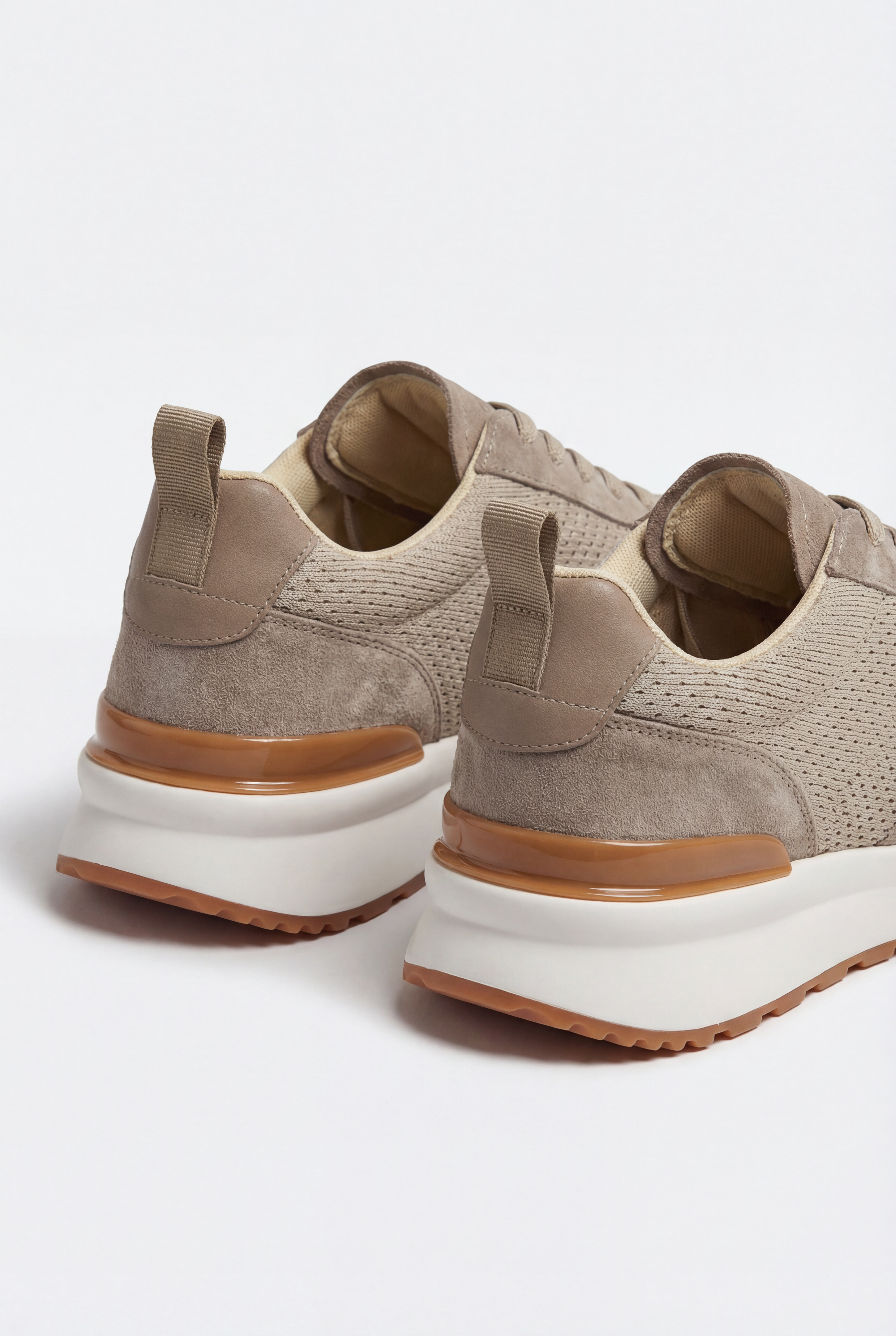 Aurevo Walk Sneakers